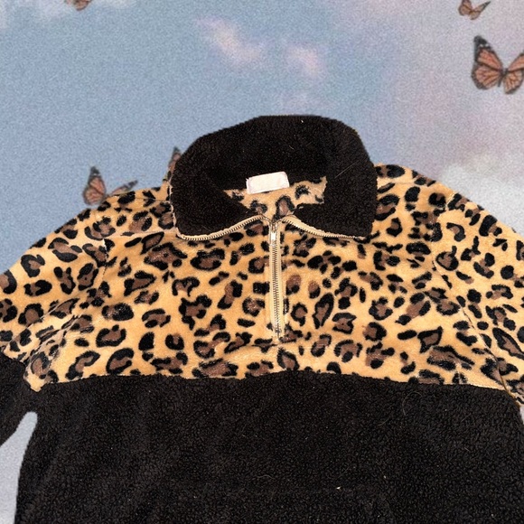 Sherpa leopard print quarter zip pullover sweater - Picture 3 of 5